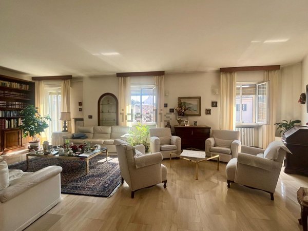 appartamento in vendita a Verona in zona Centro Storico