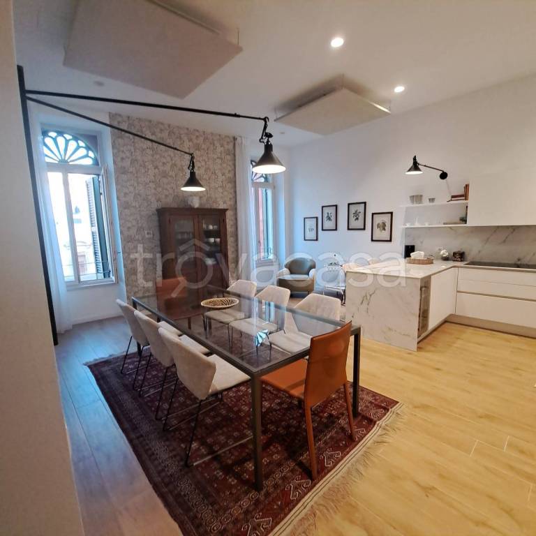 appartamento in vendita a Verona in zona Centro Storico