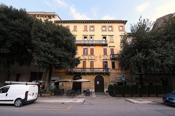 appartamento in vendita a Verona in zona Cittadella