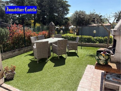 casa indipendente in vendita a Verona in zona Cadidavid