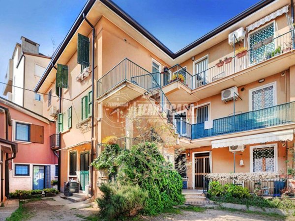 appartamento in vendita a Verona in zona San Pancrazio