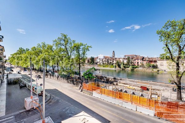 appartamento in vendita a Verona in zona Veronetta