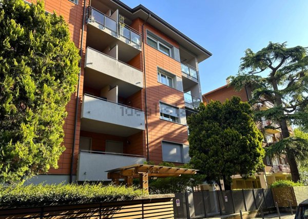 appartamento in vendita a Verona in zona Valdonega