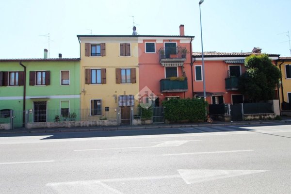 appartamento in vendita a Verona in zona Santa Lucia