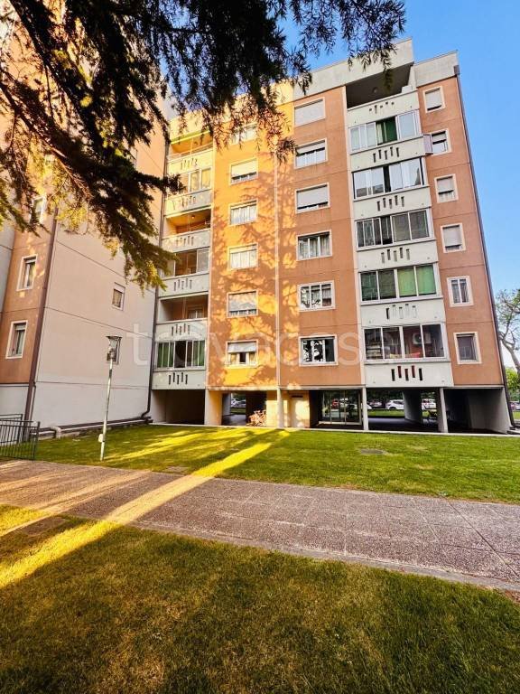 appartamento in vendita a Verona in zona Borgo Venezia / Borgo Trieste