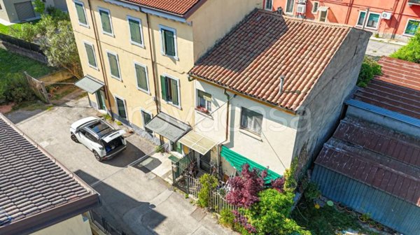casa indipendente in vendita a Verona in zona San Massimo all'Adige