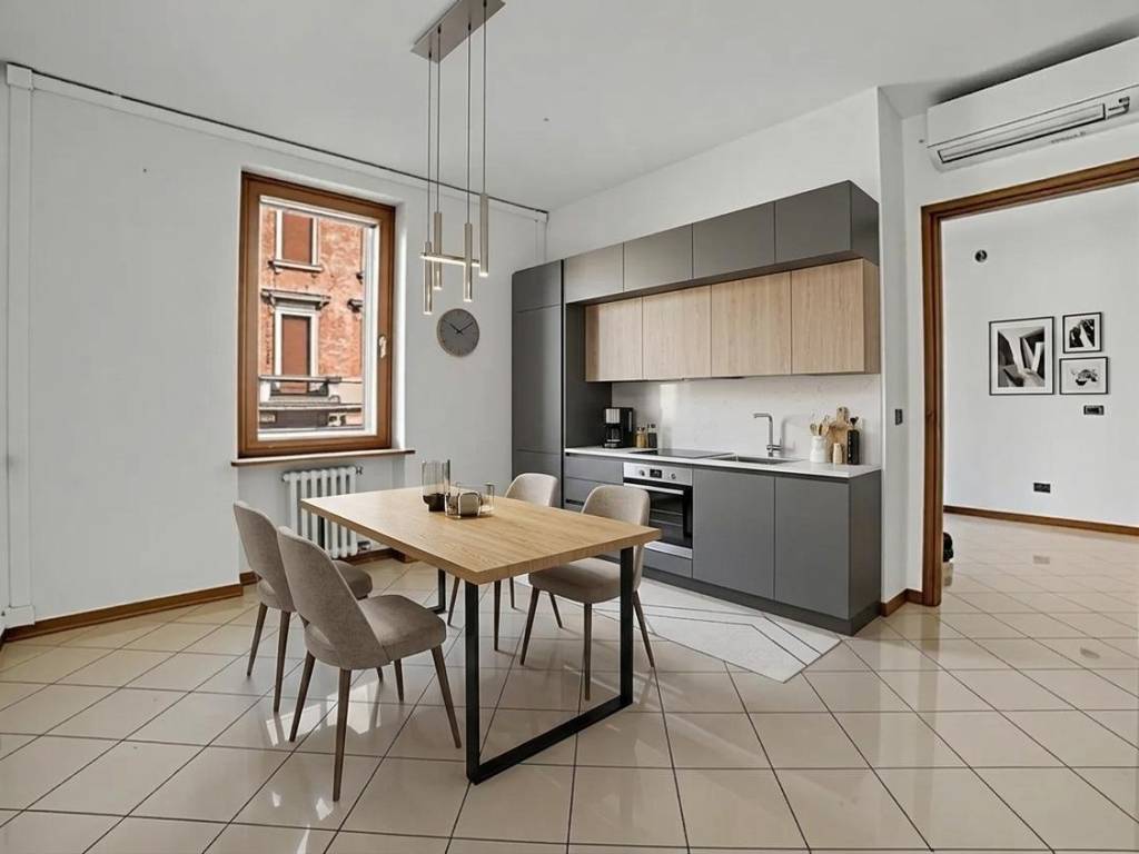 appartamento in vendita a Verona in zona Centro Storico