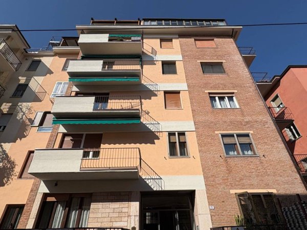 appartamento in vendita a Verona in zona Cittadella