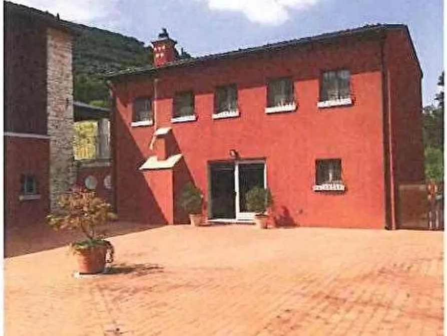 casa indipendente in vendita a Verona in zona Santa Maria in Stelle