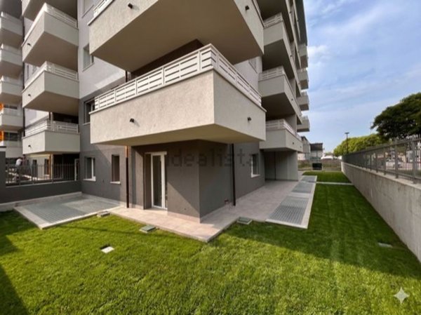 appartamento in vendita a Verona in zona Golosine
