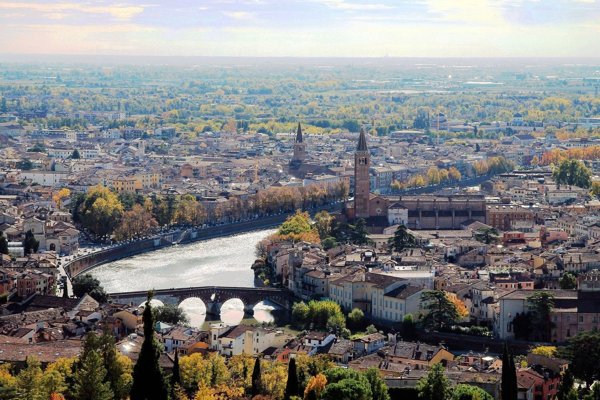 appartamento in vendita a Verona in zona Veronetta