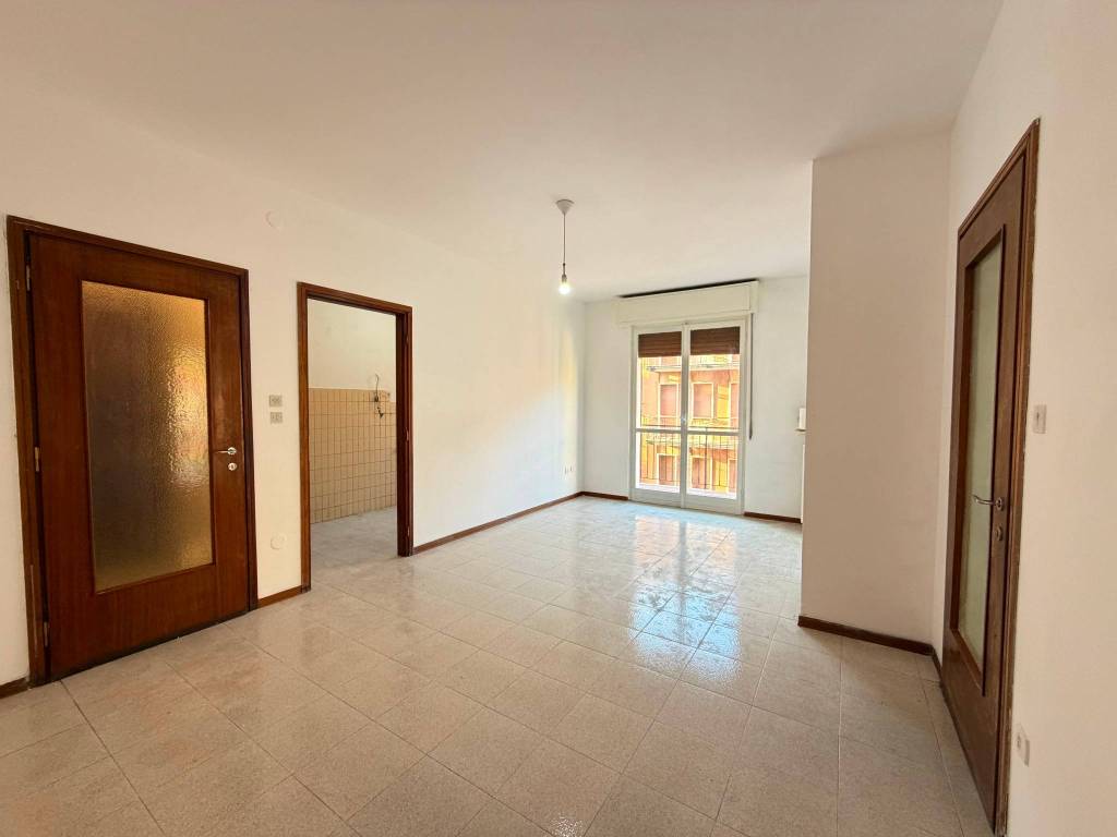 appartamento in vendita a Verona in zona Borgo Roma