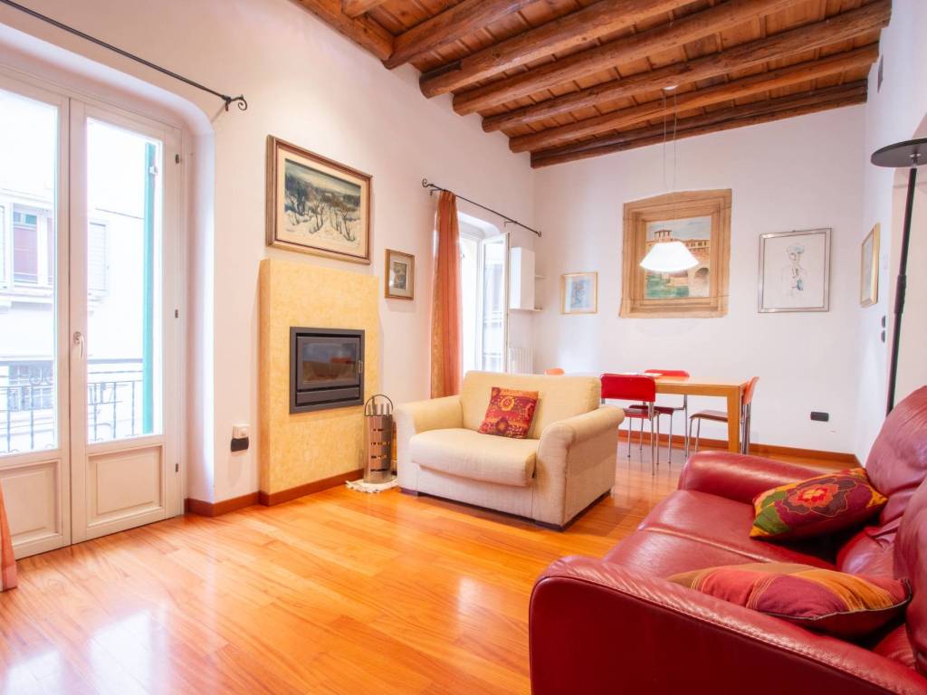appartamento in vendita a Verona in zona Centro Storico