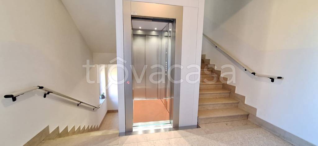 appartamento in vendita a Verona in zona Valdonega