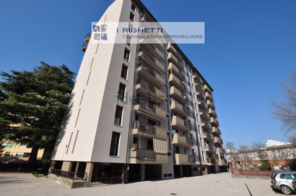 appartamento in vendita a Verona in zona Saval