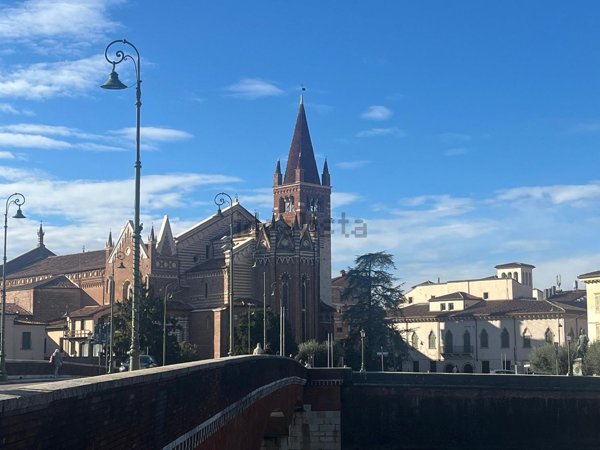 appartamento in vendita a Verona in zona Veronetta