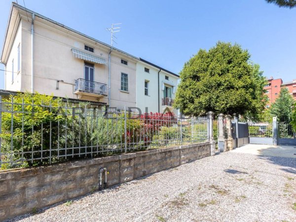 appartamento in vendita a Verona in zona San Massimo all'Adige