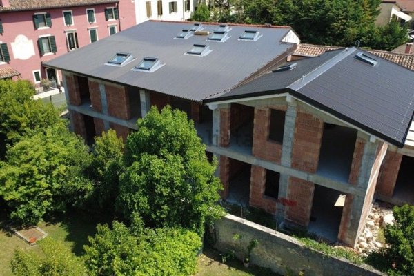 appartamento in vendita a Verona in zona Musicisti / Santa Croce