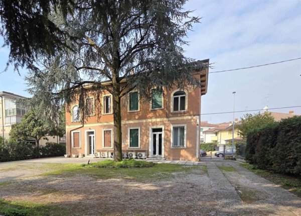 appartamento in vendita a Verona in zona Borgo Roma