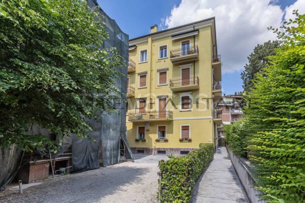 appartamento in vendita a Verona in zona Valdonega