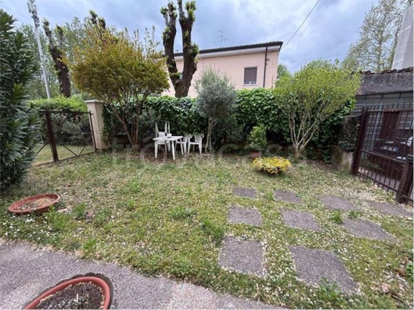 casa indipendente in vendita a Verona in zona Borgo Trento
