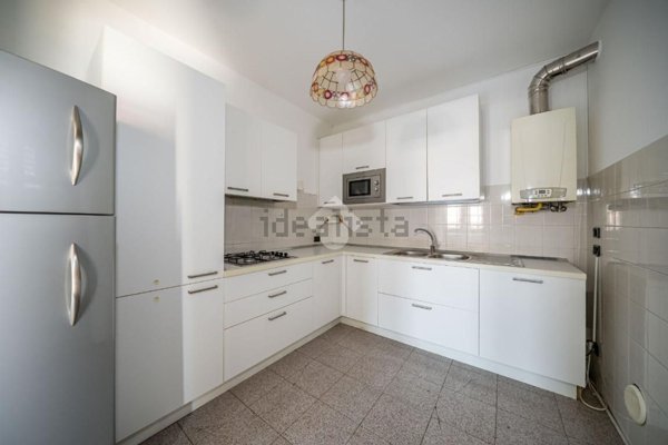 appartamento in vendita a Verona in zona Borgo Roma