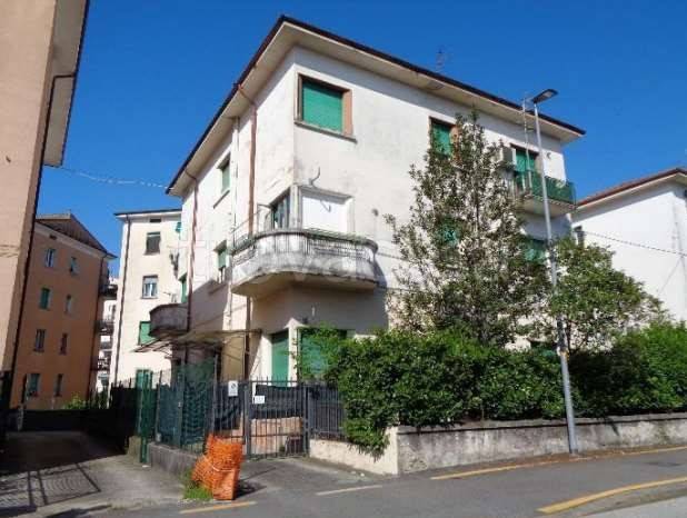 appartamento in vendita a Verona in zona Borgo Roma