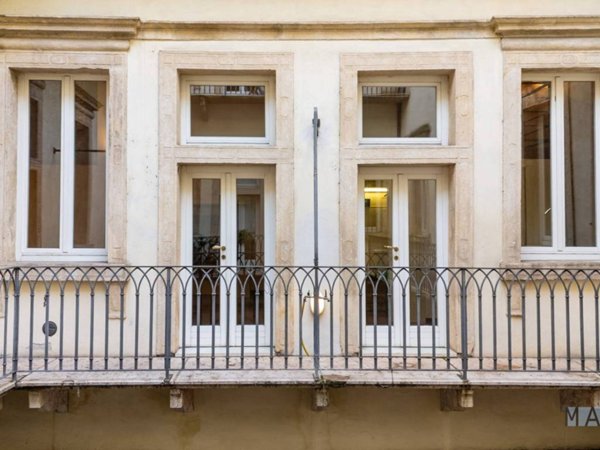 appartamento in vendita a Verona in zona Centro Storico