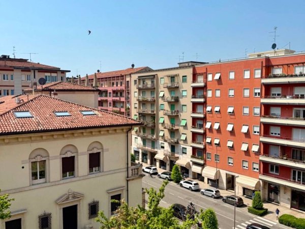appartamento in vendita a Verona in zona Borgo Trento