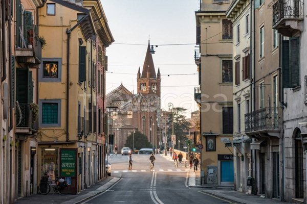 appartamento in vendita a Verona in zona Veronetta