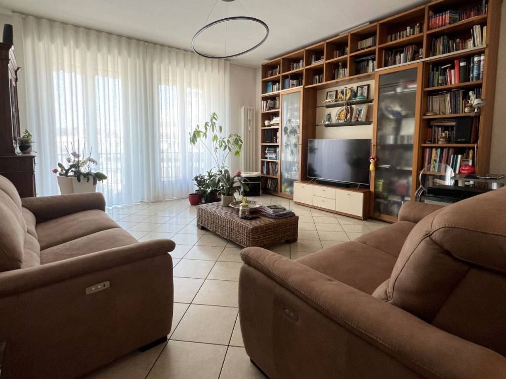 appartamento in vendita a Verona in zona Golosine