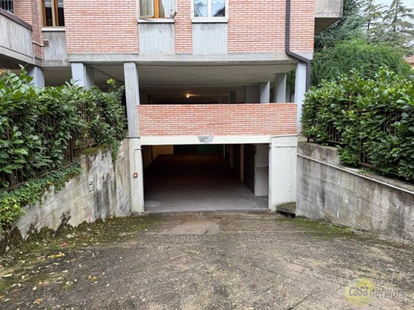 locale di sgombero in vendita a Verona in zona Chievo