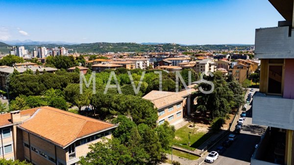 appartamento in vendita a Verona in zona Borgo Milano