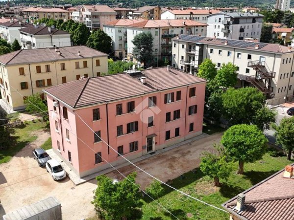 appartamento in vendita a Verona in zona Borgo Venezia / Borgo Trieste