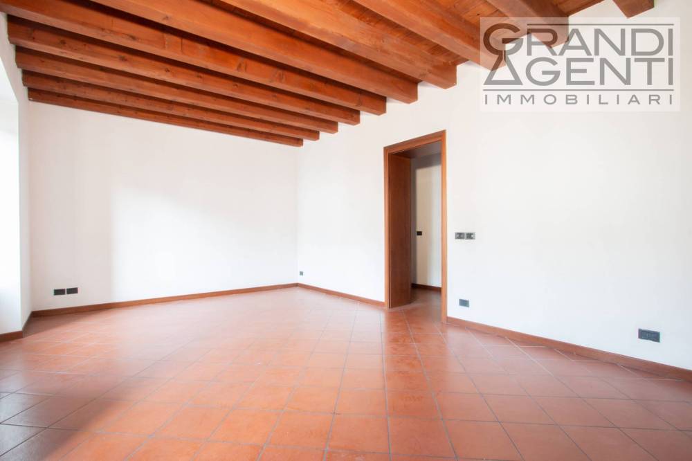 appartamento in vendita a Verona in zona Centro Storico