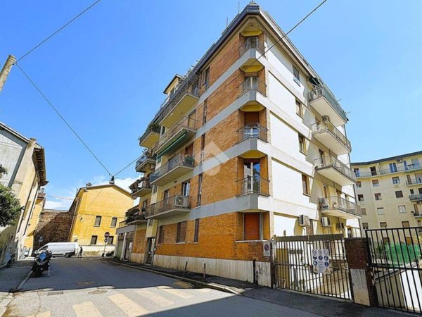 locale di sgombero in vendita a Verona in zona Veronetta