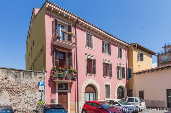 appartamento in vendita a Verona in zona Centro Storico