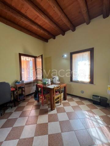 appartamento in vendita a Verona in zona Borgo Roma
