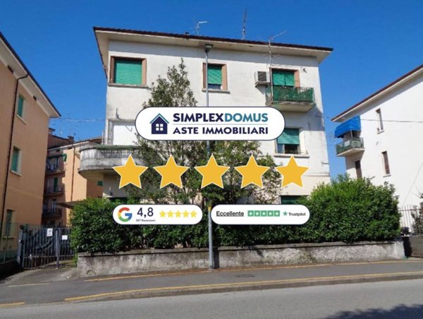 appartamento in vendita a Verona in zona Borgo Roma