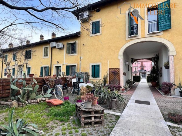 appartamento in vendita a Verona in zona Centro Storico