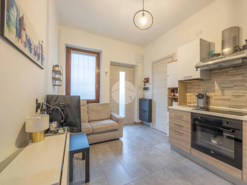 appartamento in vendita a Verona in zona Borgo Roma