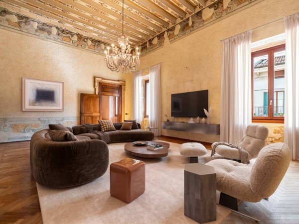 appartamento in vendita a Verona in zona Centro Storico