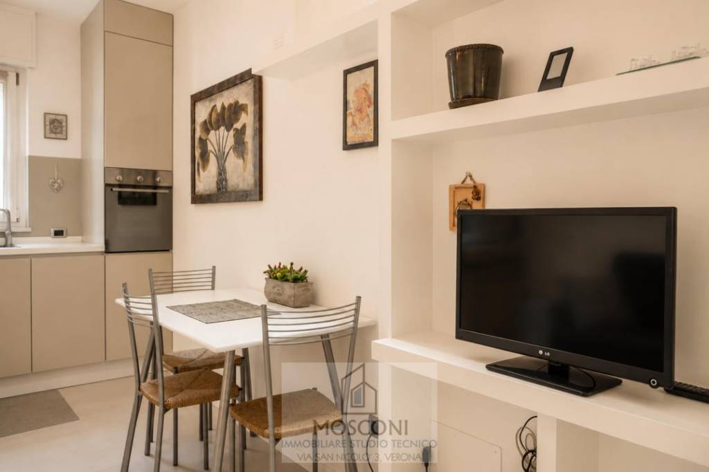 appartamento in vendita a Verona in zona Centro Storico
