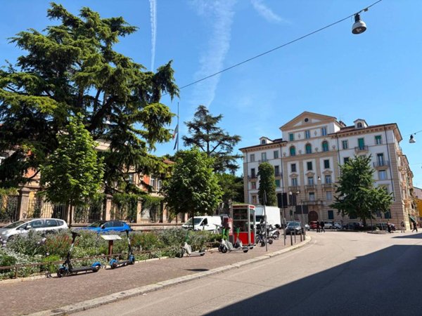 appartamento in vendita a Verona in zona Veronetta