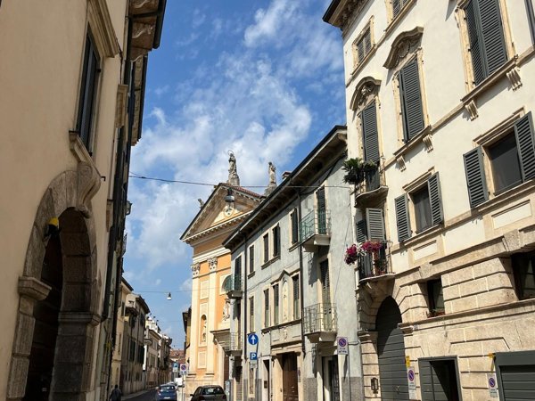 appartamento in vendita a Verona in zona Veronetta