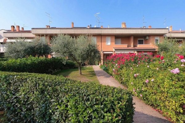 casa indipendente in vendita a Verona in zona Musicisti / Santa Croce