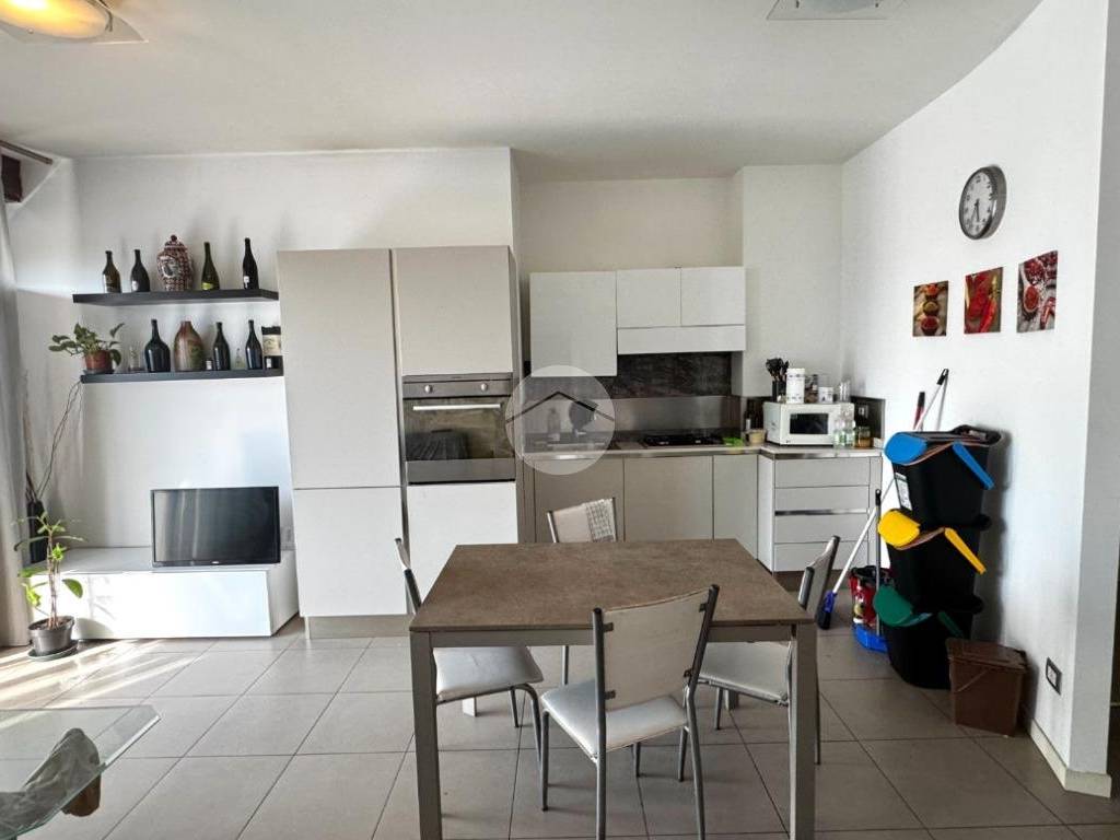 appartamento in vendita a Verona in zona Golosine
