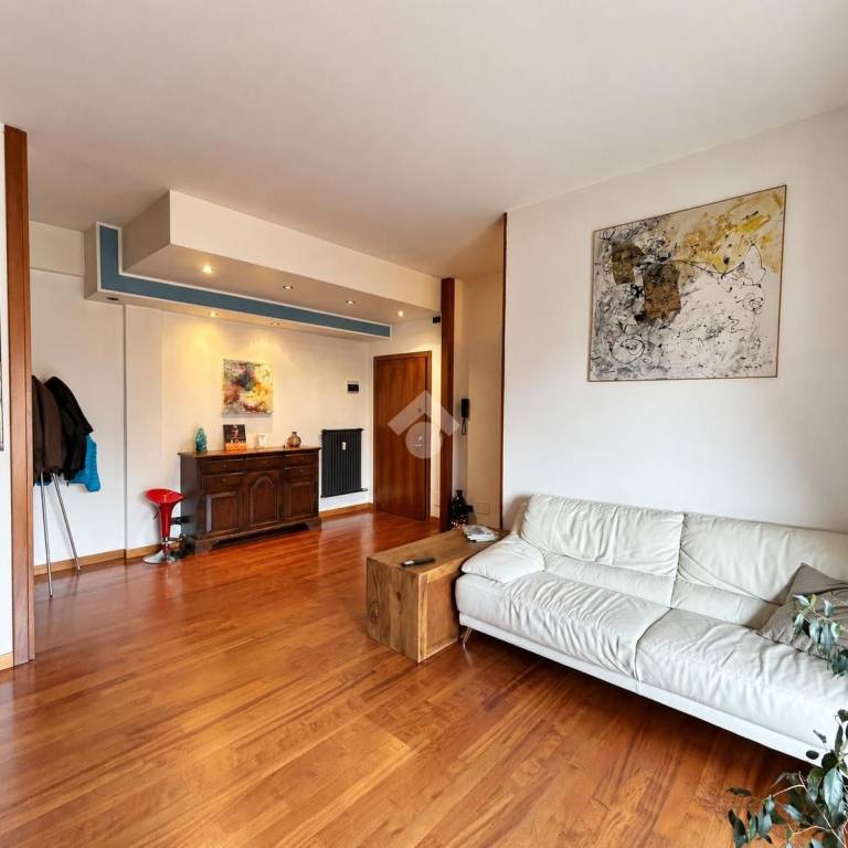 appartamento in vendita a Verona in zona Borgo Milano