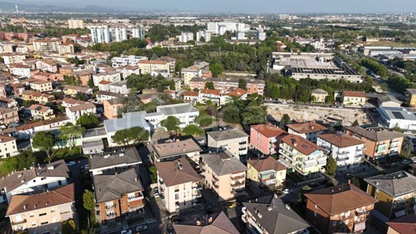appartamento in vendita a Verona in zona Borgo Roma