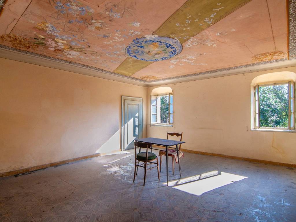 casa indipendente in vendita a Verona in zona Centro Storico